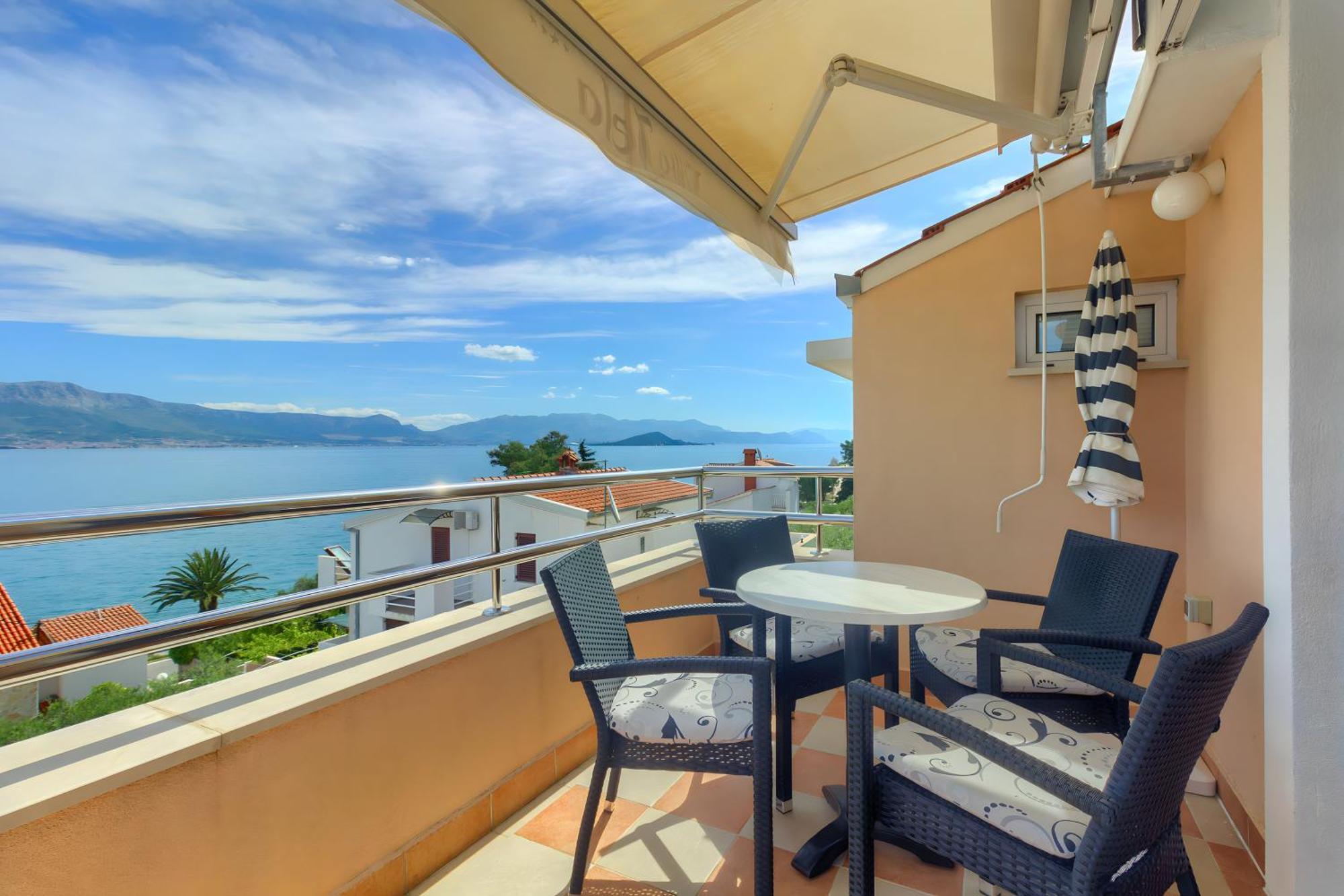 Villa Jela Trogir Exteriör bild